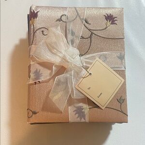 Elegant Floral boock photos‎